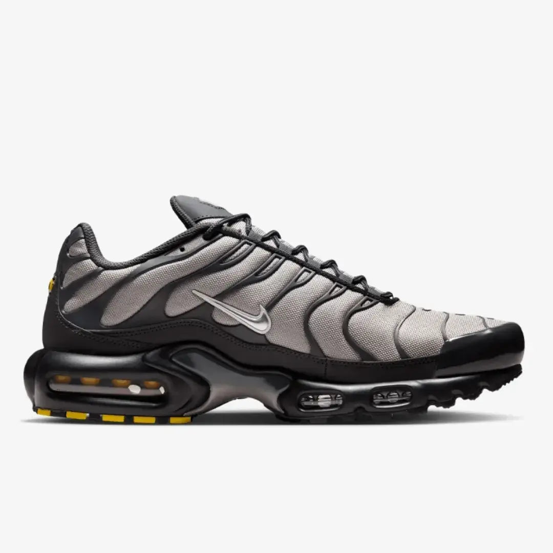 Nike TN (Dark Smoke)