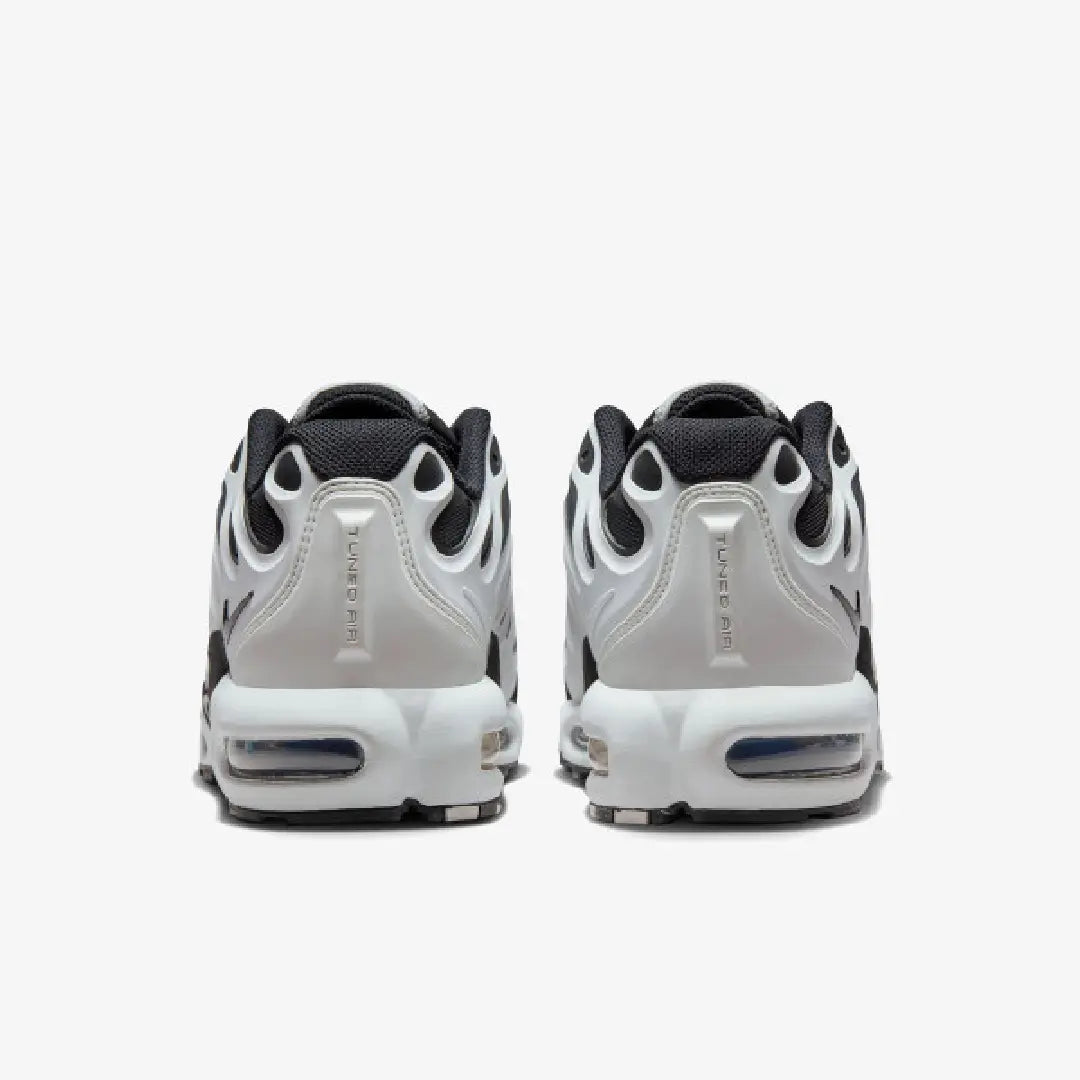 Nike TN Drift (Summit White/Black)