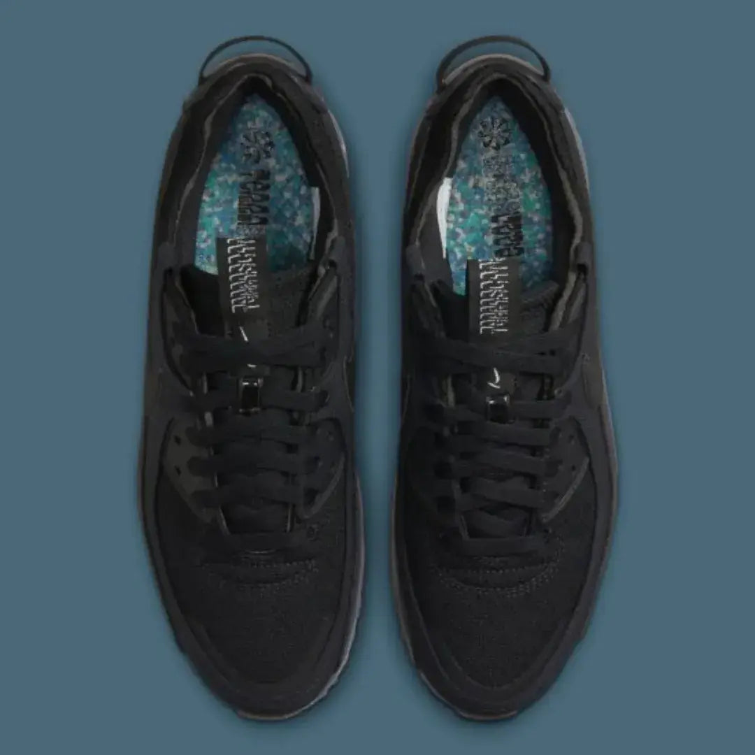Nike Air Max 90terrascape (Black)