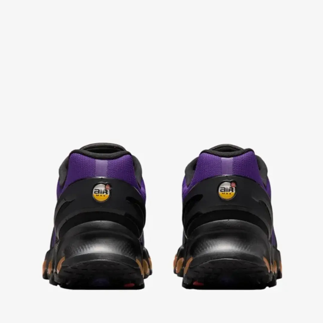 Nike DN8 (Black & Purple)