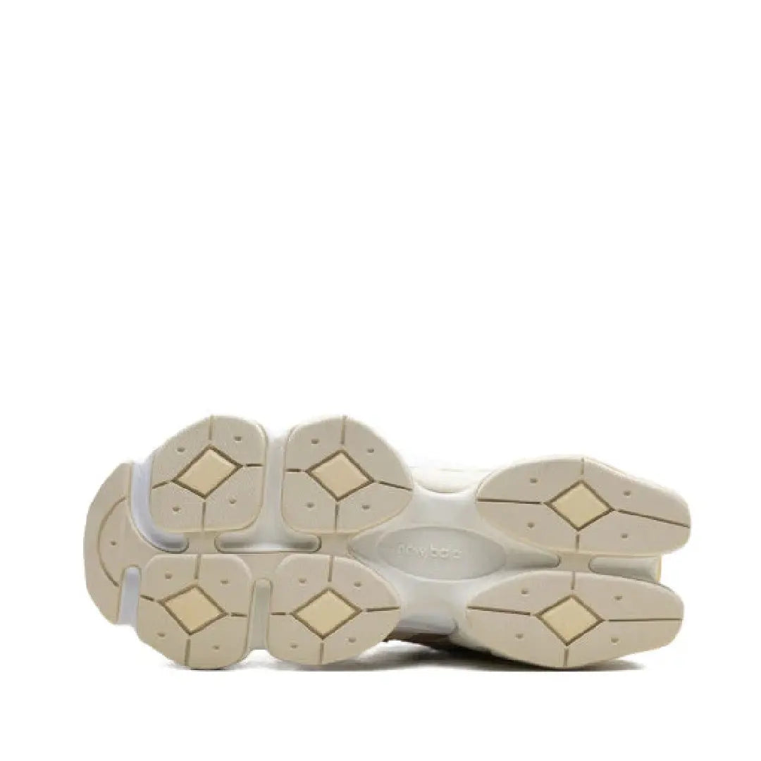 New Balance 9060 (Sea Salt Beige)