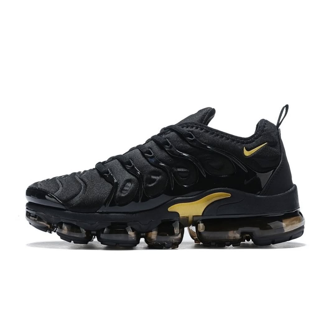 Nike Air VaporMax (Black Metallic Gold)