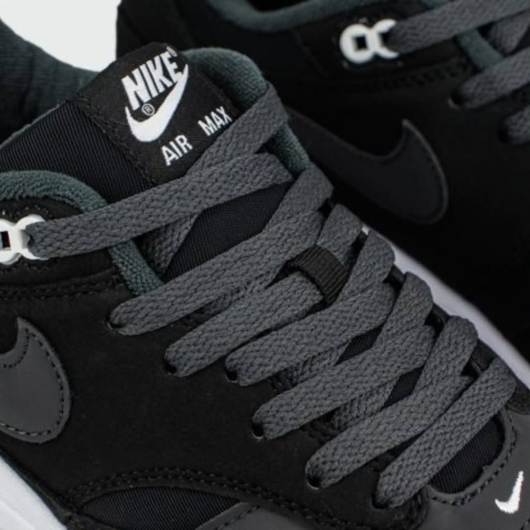 Nike Air Max 1 Premium "Bred"