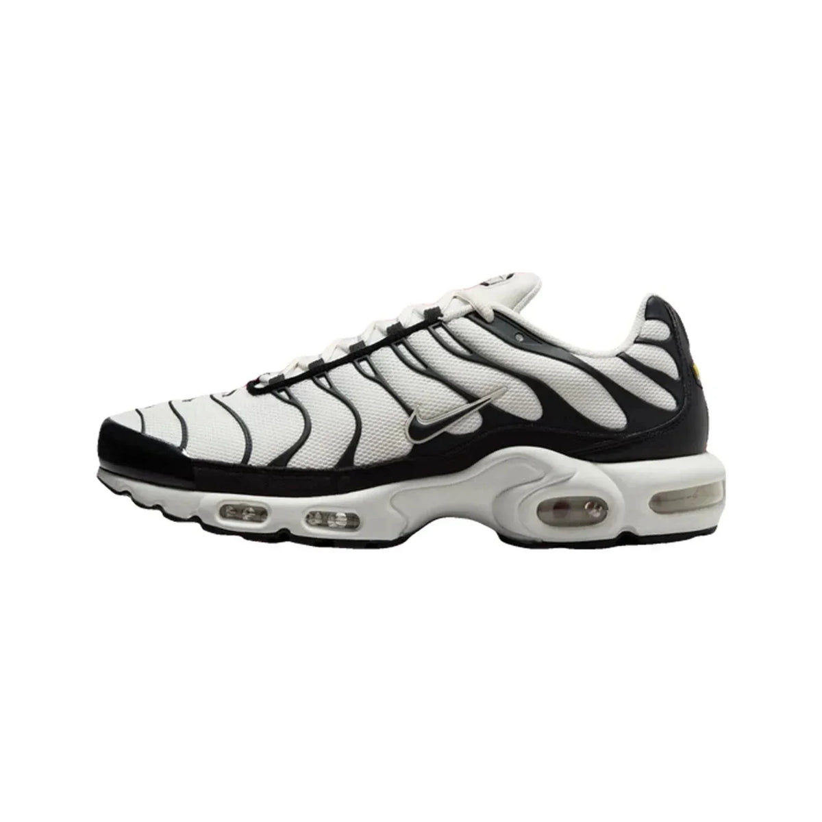 Nike Air Max Tn "Panda" naslovna slika 1500x1500