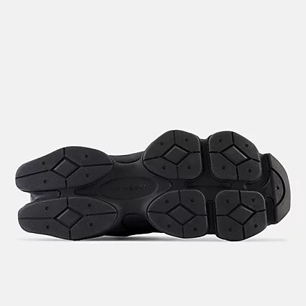 New Balance 9060 (Triple Black)